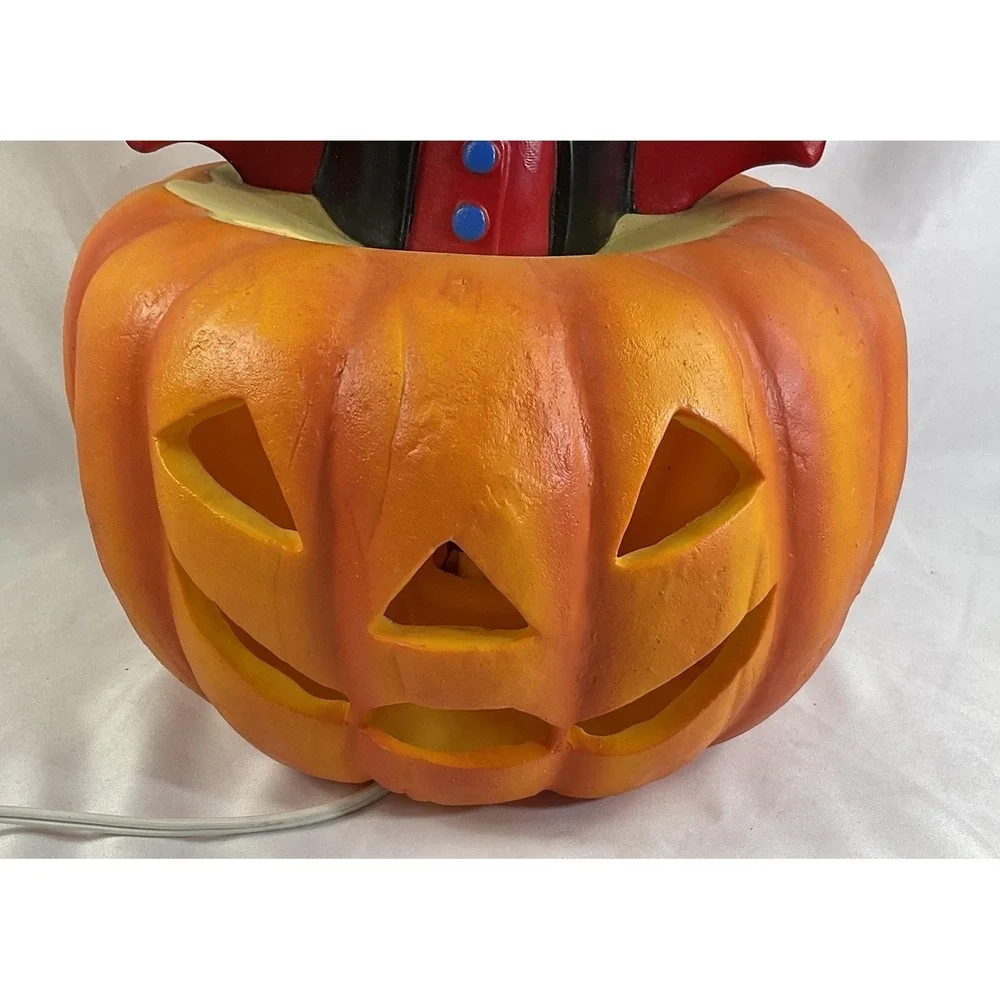 Disney Mickey Mouse Vampire Halloween Light Up Jack-o-Lantern 1996 Pumpkin